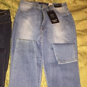 Fashion Nova Classic mid rise skinny jeans